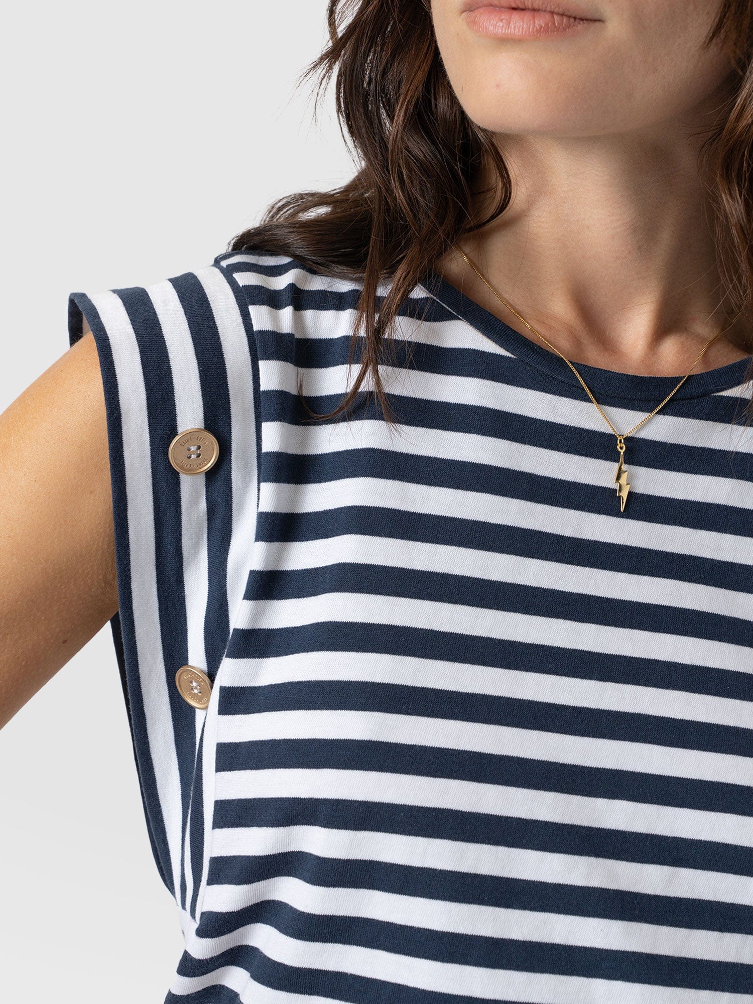 5889-rowan-tee-navy-stripe-1.webp