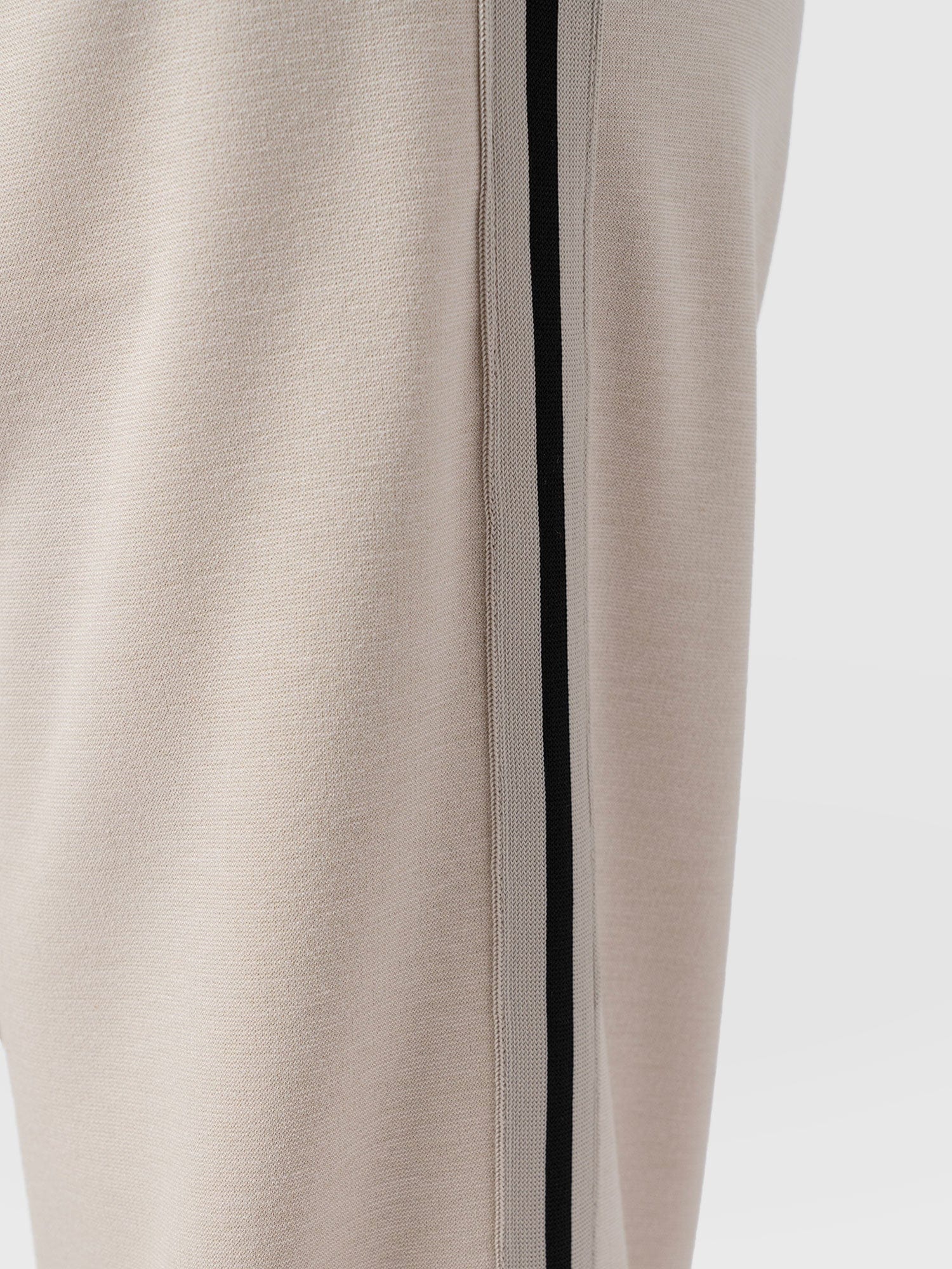 6126-runway-pant-light-beige-stripe-1.webp