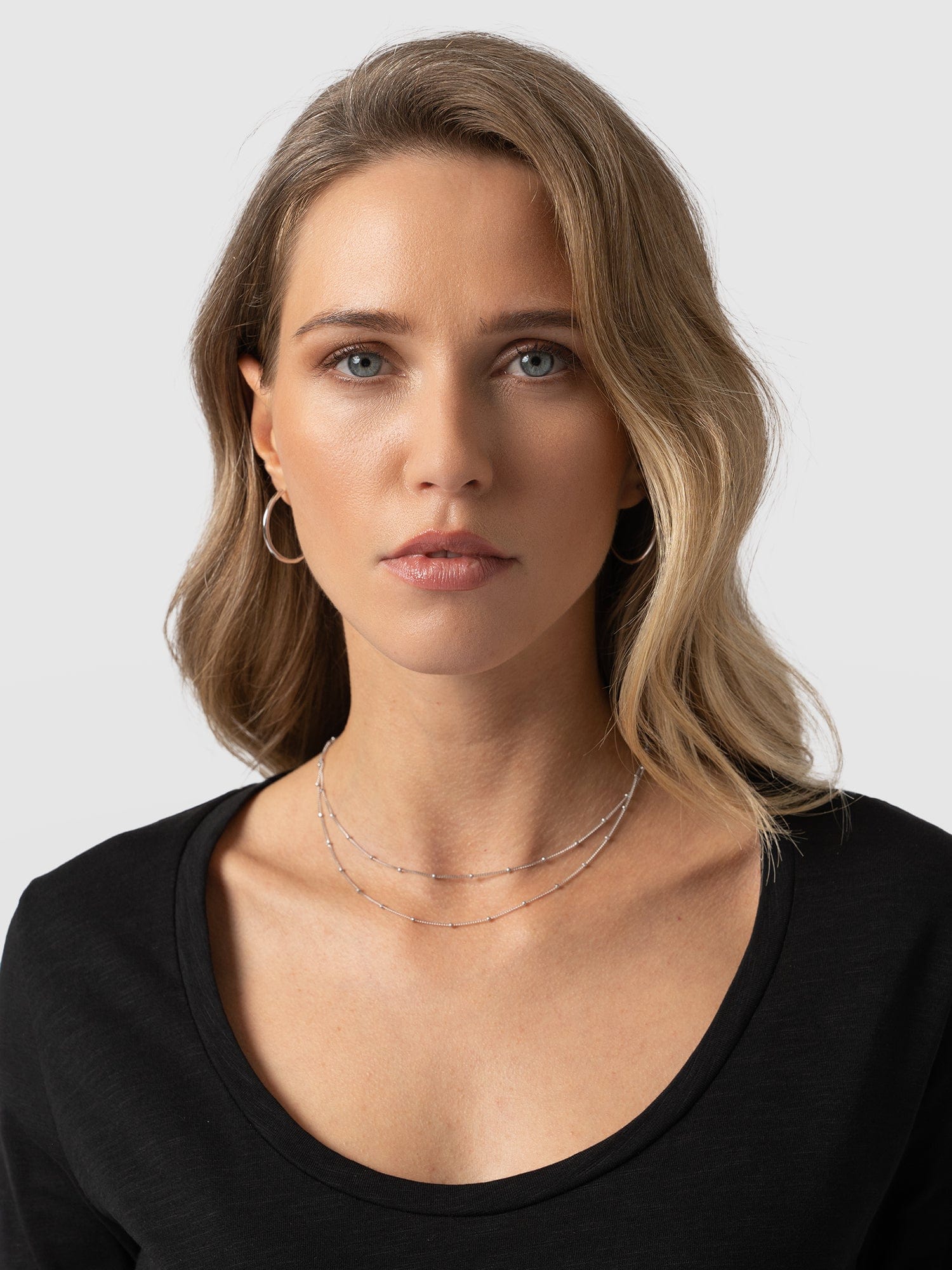 6269-scoop-neck-long-sleeve-tee-black-1.webp