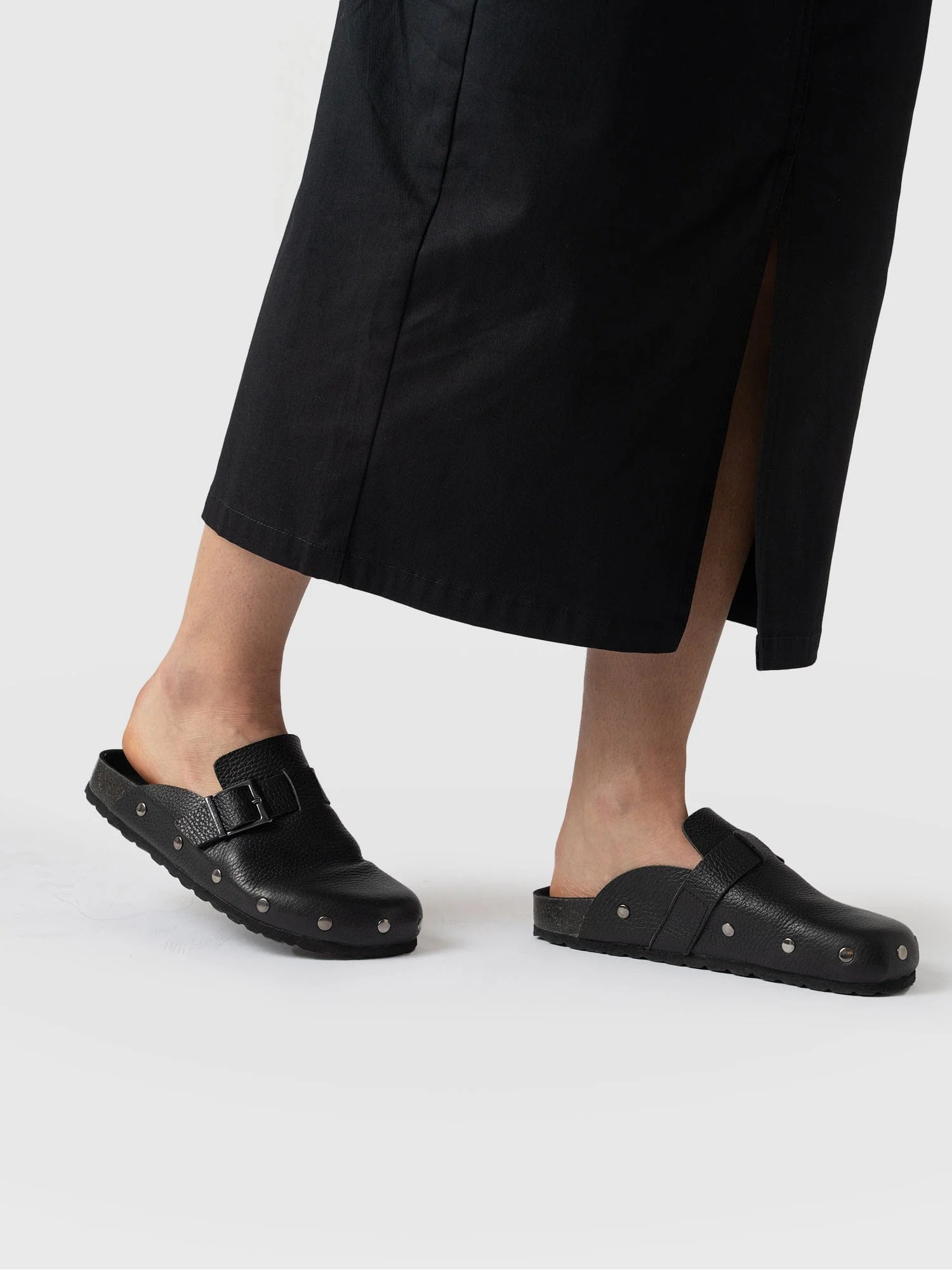 6512-studded-clogs-black-1.jpg