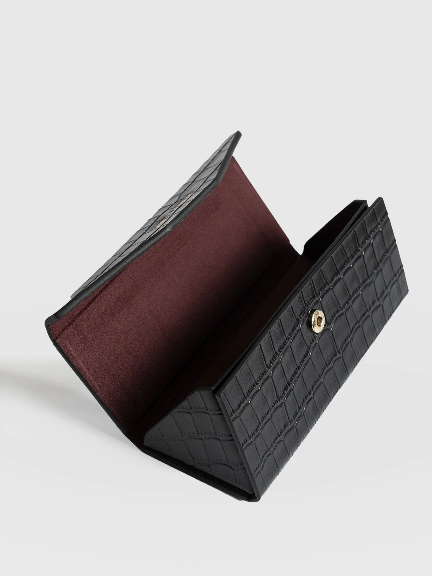 6558-sunglasses-case-black-croc-1.webp