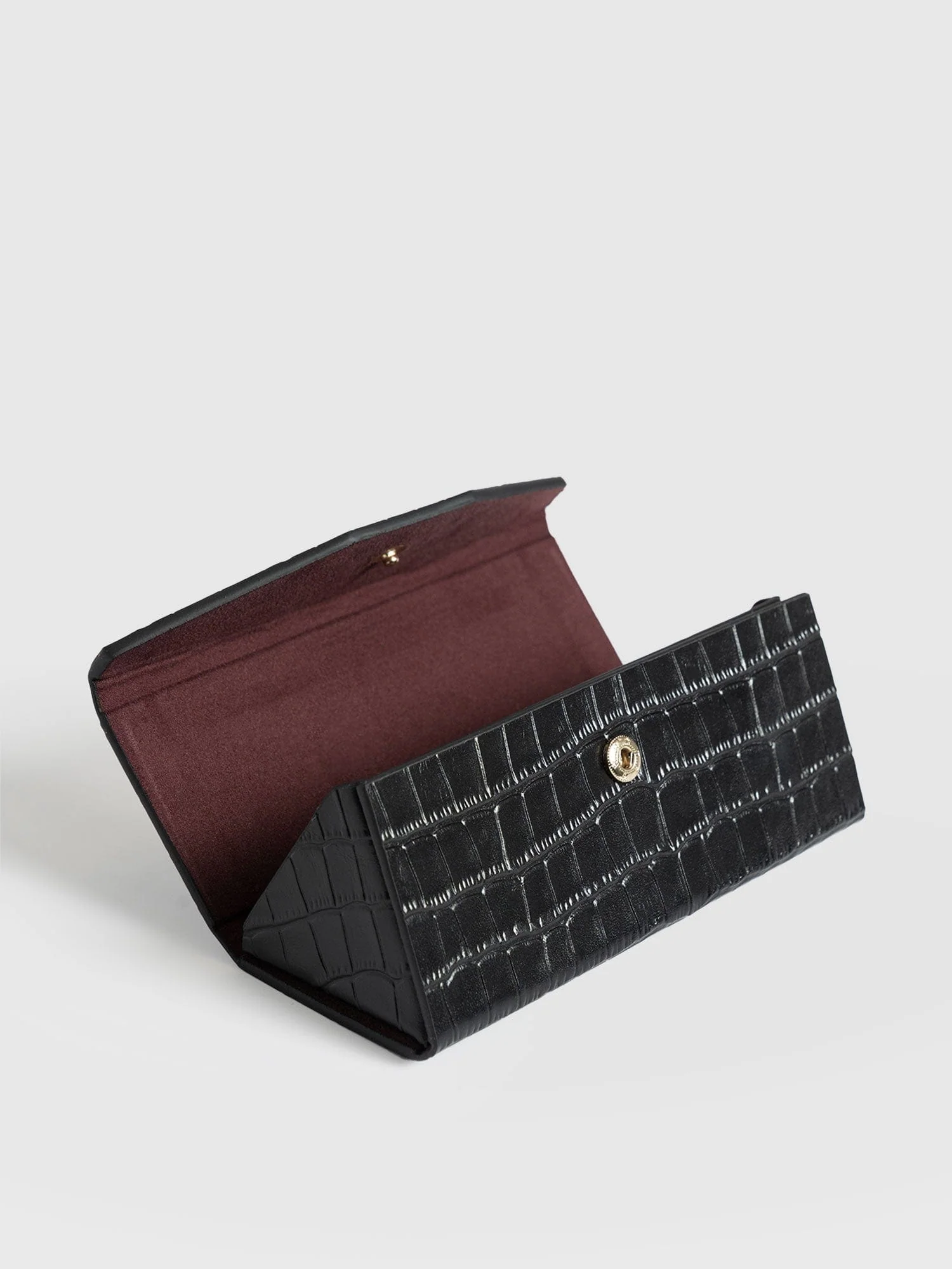 6558-sunglasses-case-black-croc-1.webp