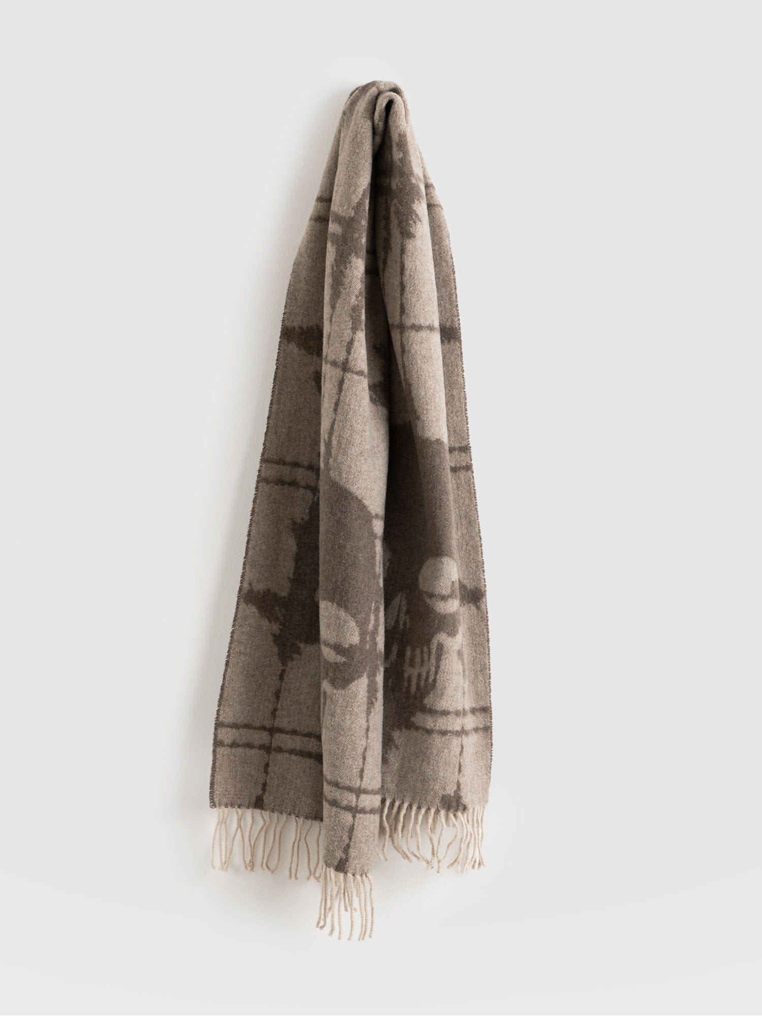 6580-sutton-skull-scarf-beige-1.jpg