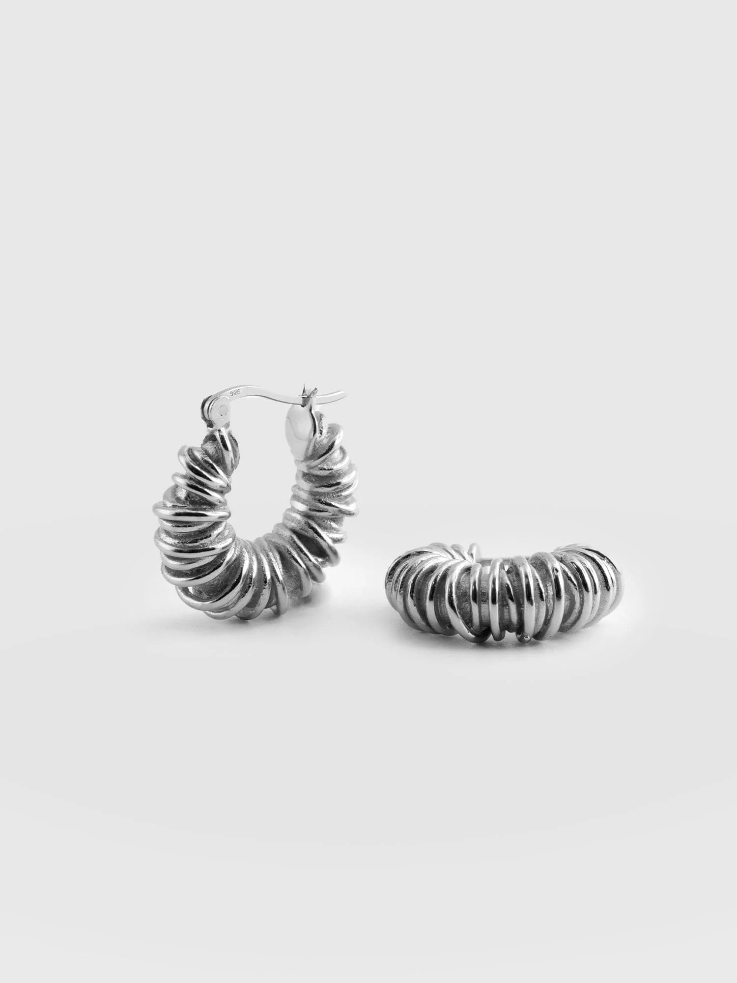 6582-swirl-hoop-earrings-silver-1.webp