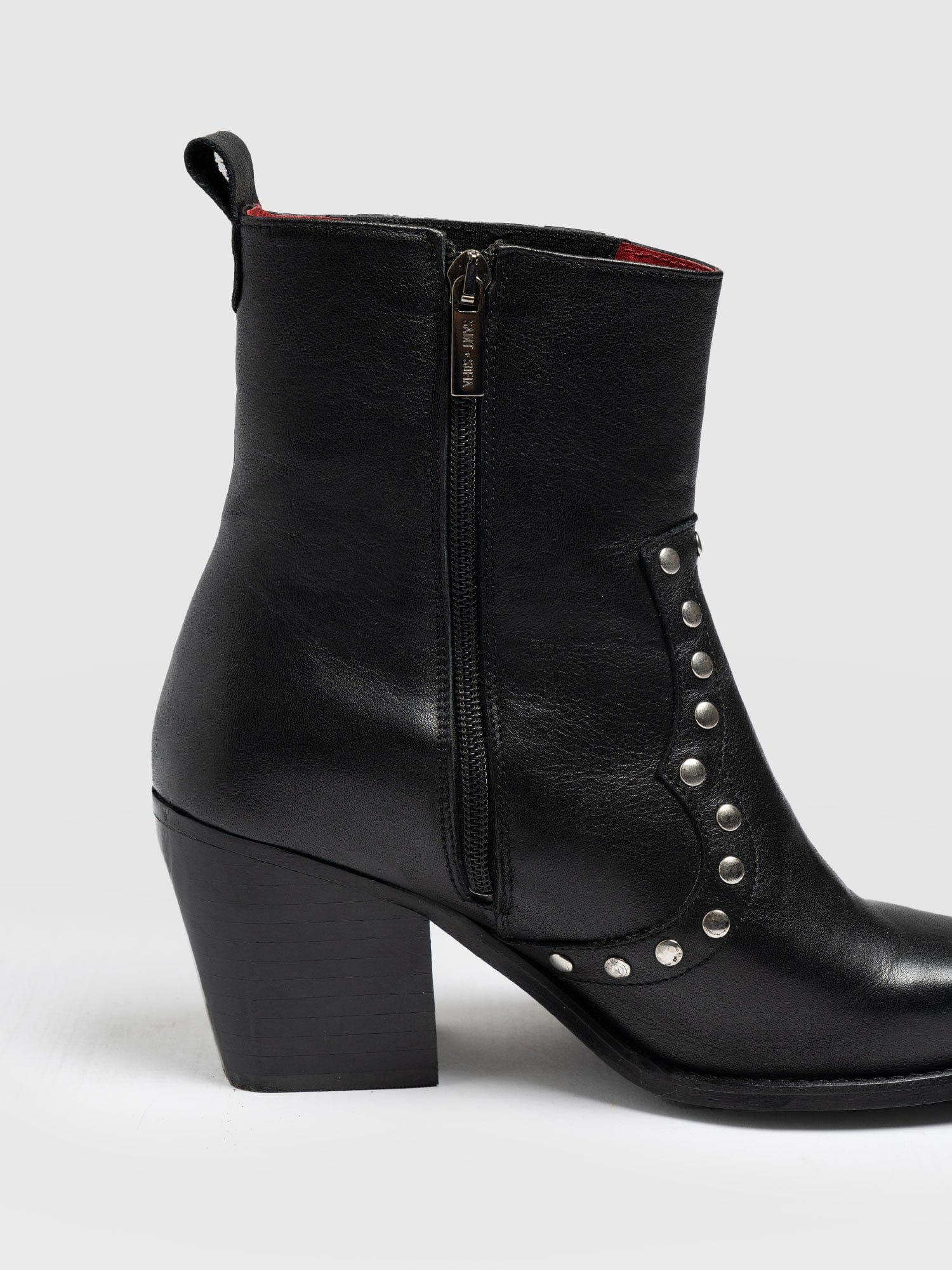 6685-texas-studded-boot-black-1.webp
