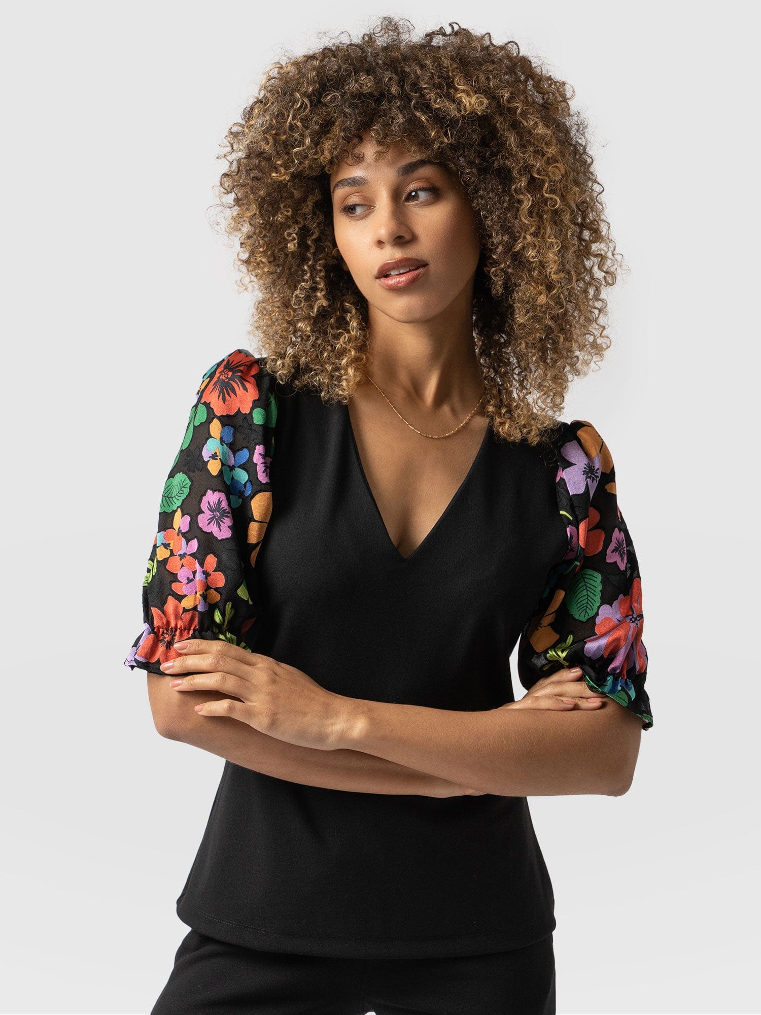 6747-tori-puff-sleeve-top-black-pop-floral-1.jpg