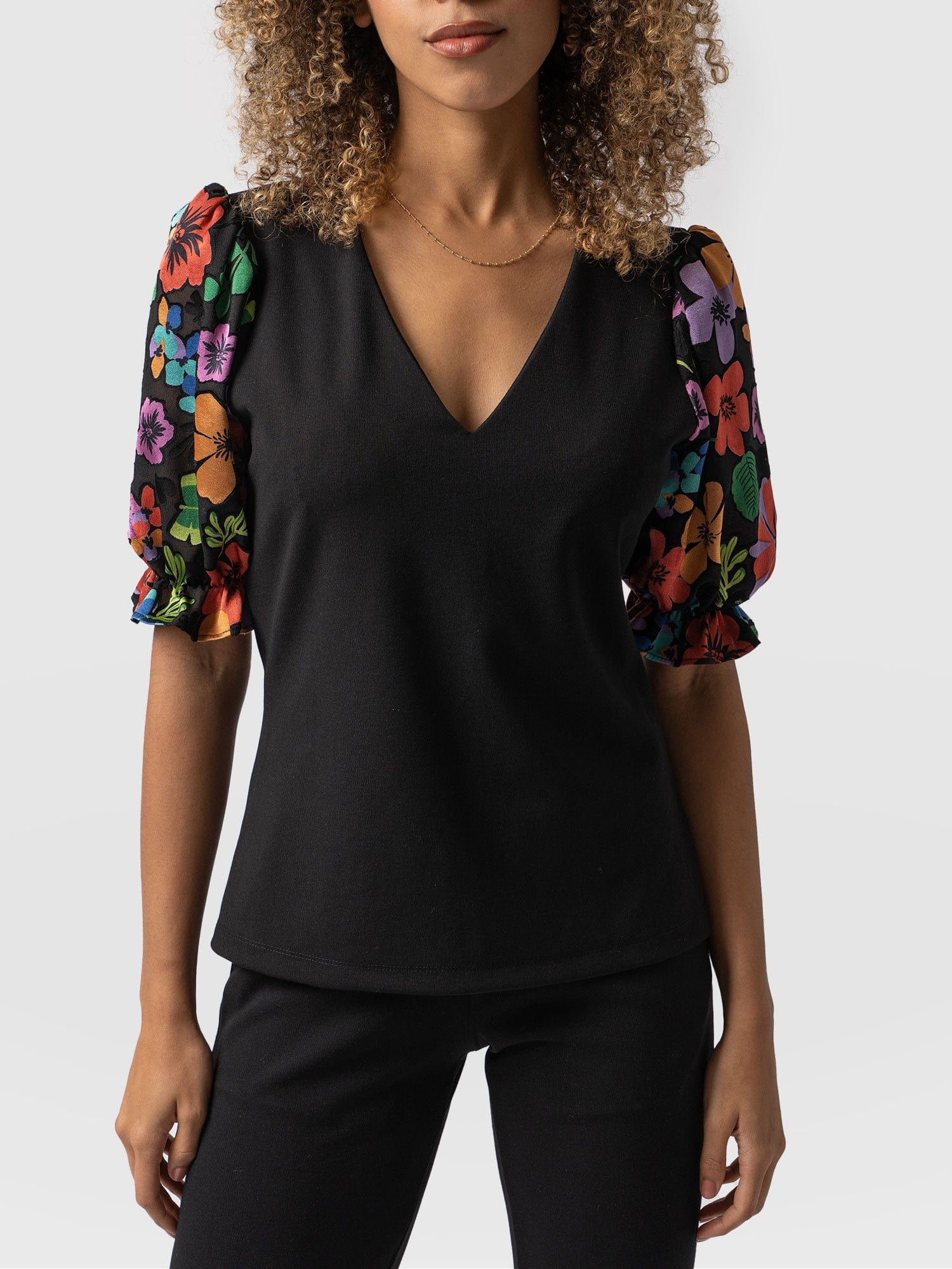 6747-tori-puff-sleeve-top-black-pop-floral-1.jpg