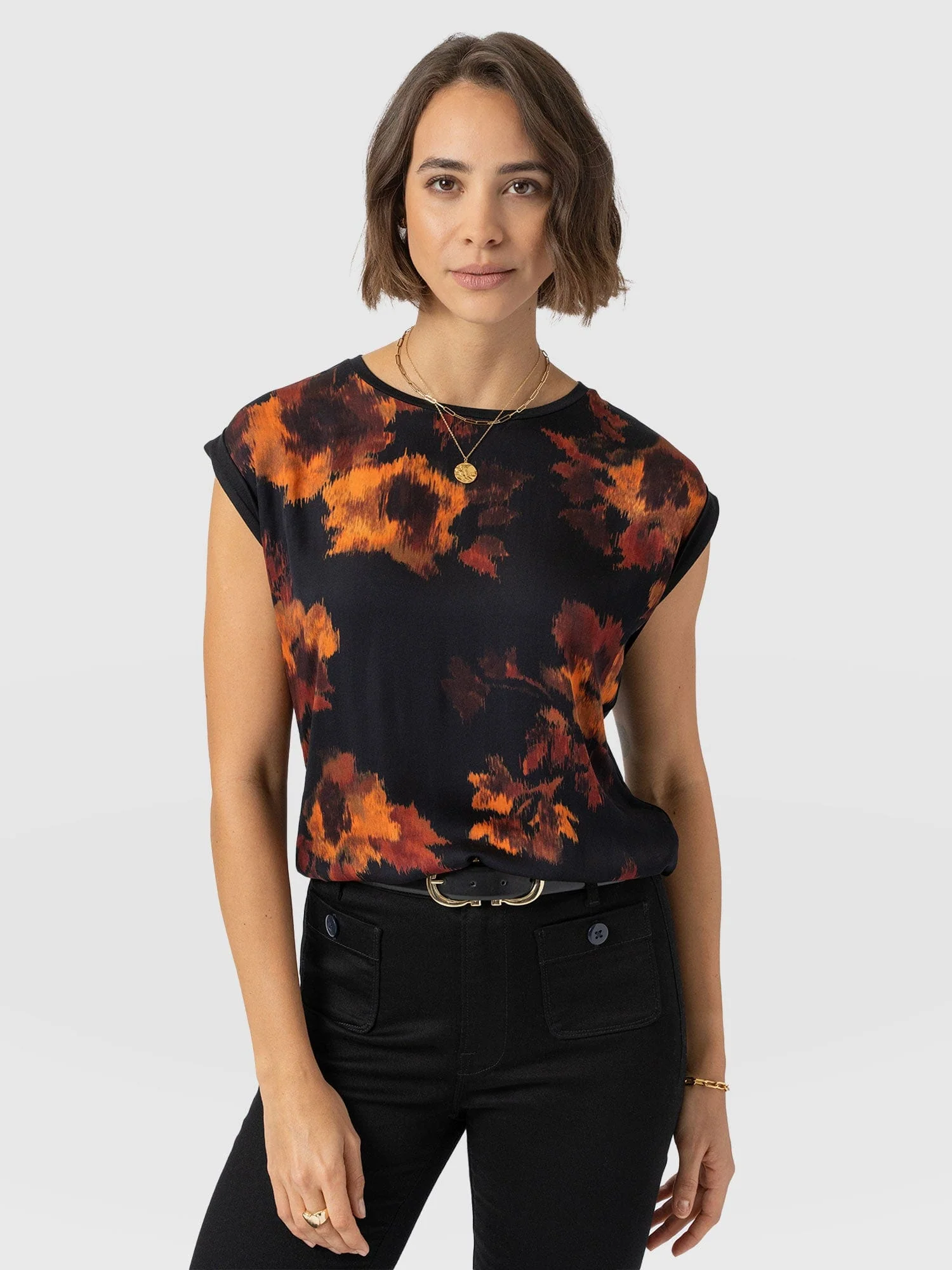 6797-turn-up-contrast-tee-autumn-floral-1.webp