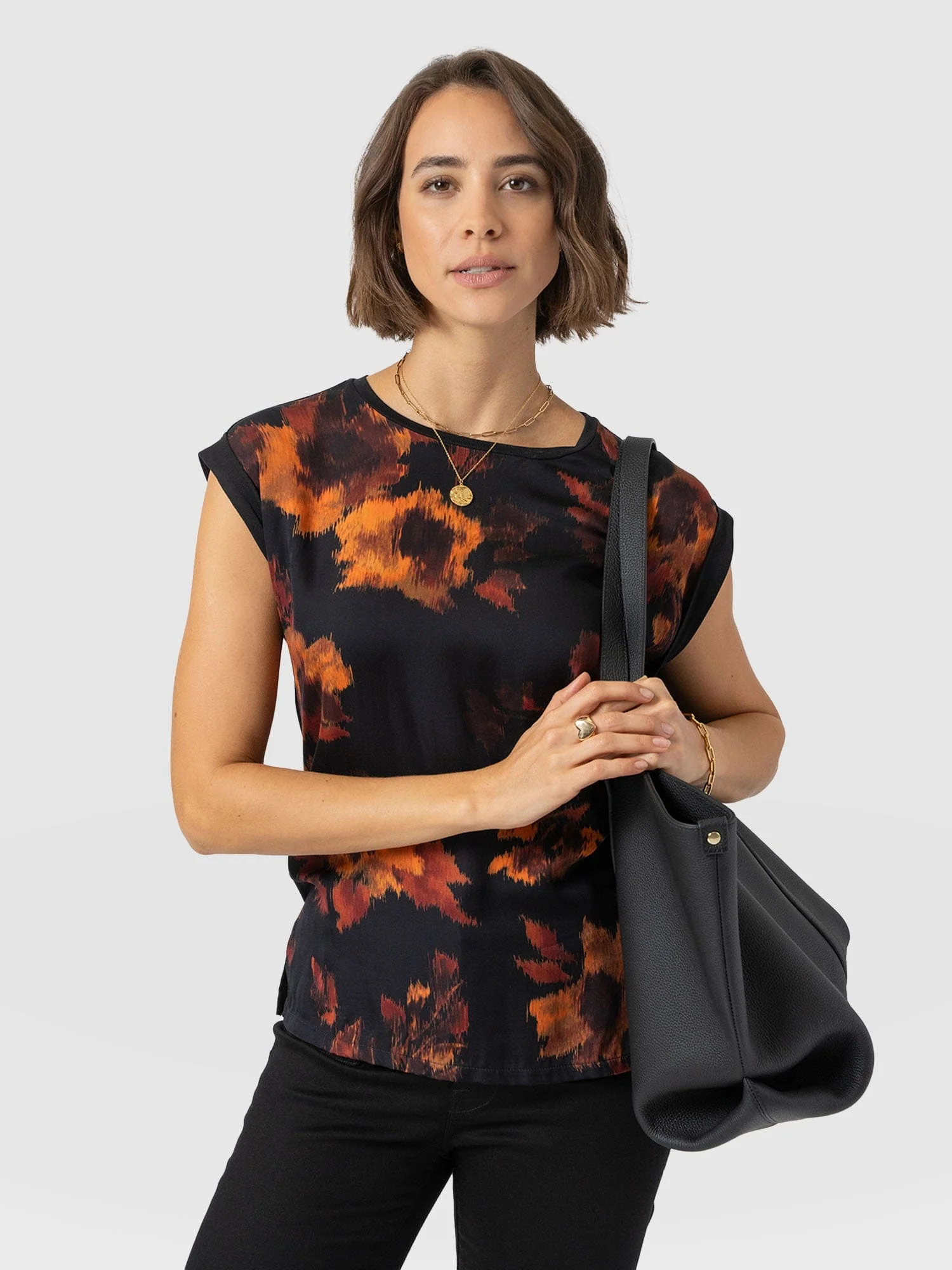 6797-turn-up-contrast-tee-autumn-floral-1.webp