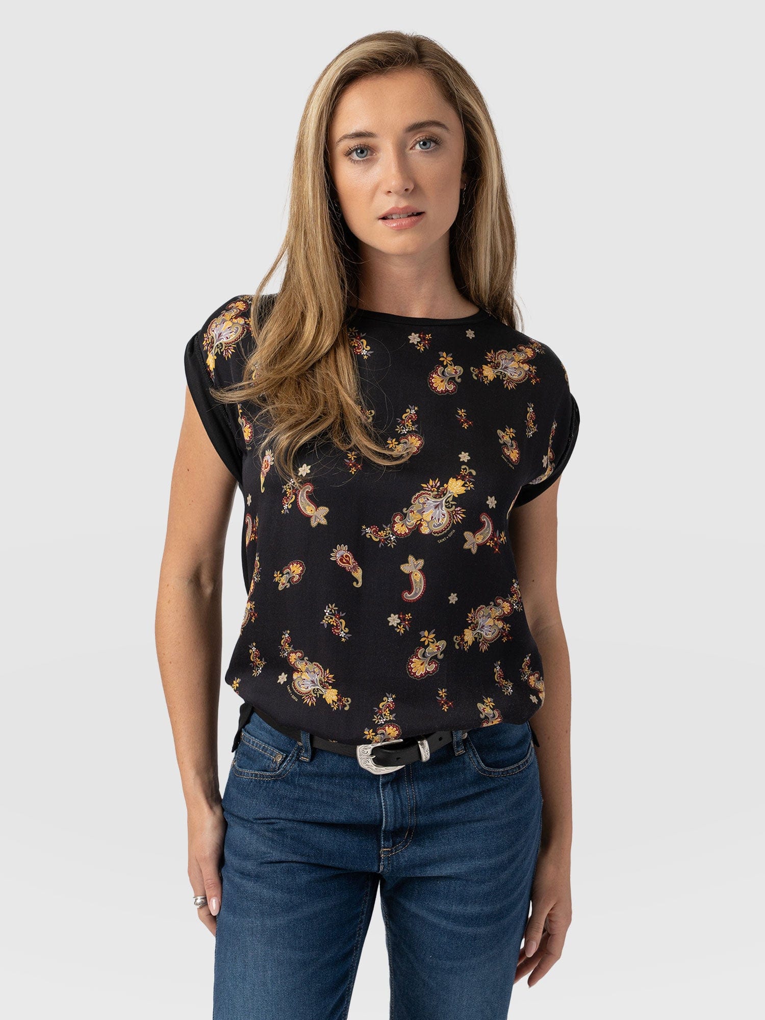 6807-turn-up-contrast-tee-black-paisley-1.jpg