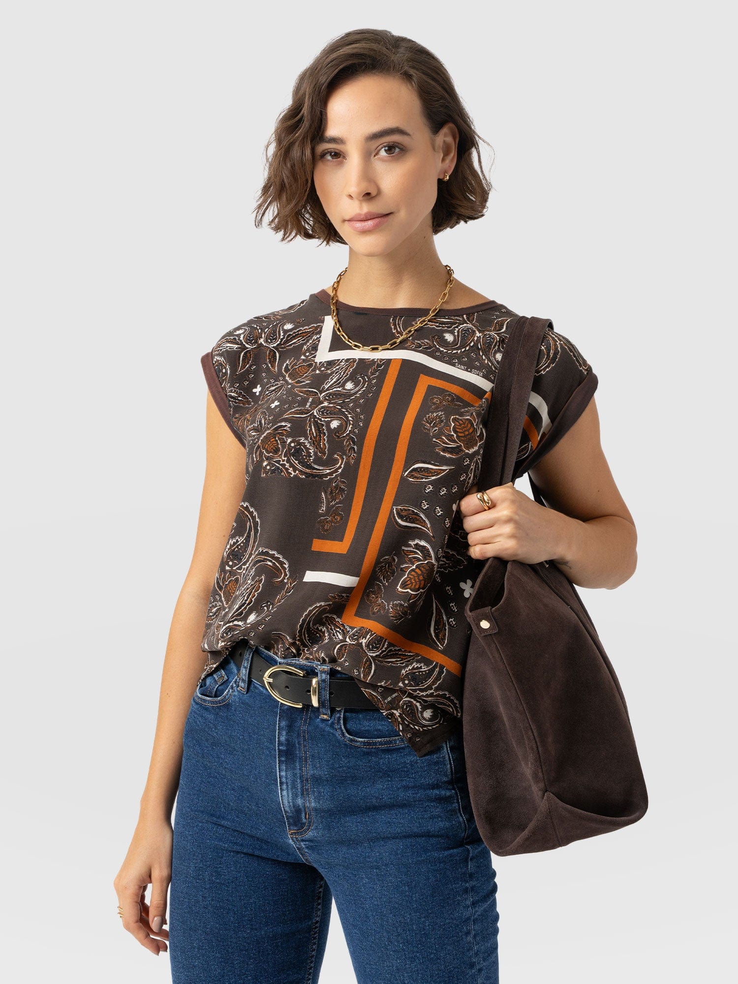 6837-turn-up-contrast-tee-brown-paisley-1.jpg