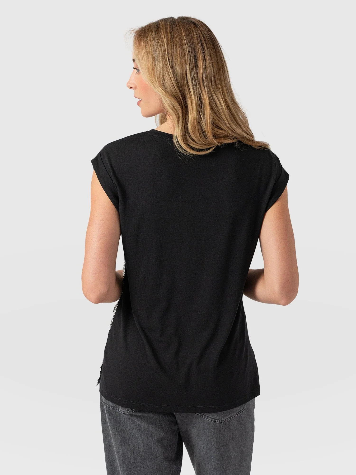 6847-turn-up-contrast-tee-cream-snake-1.jpg