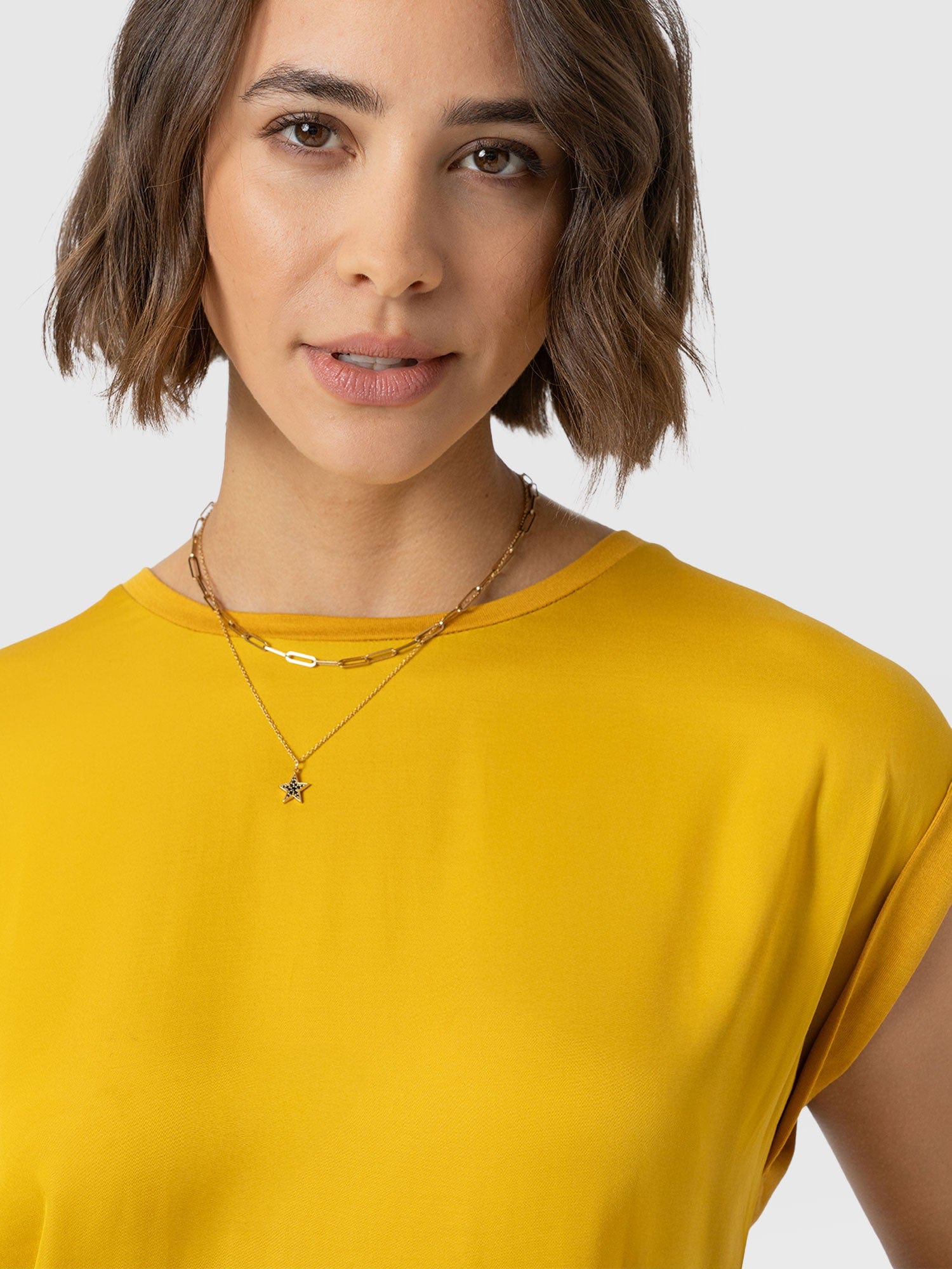 6857-turn-up-contrast-tee-golden-yellow-1.webp