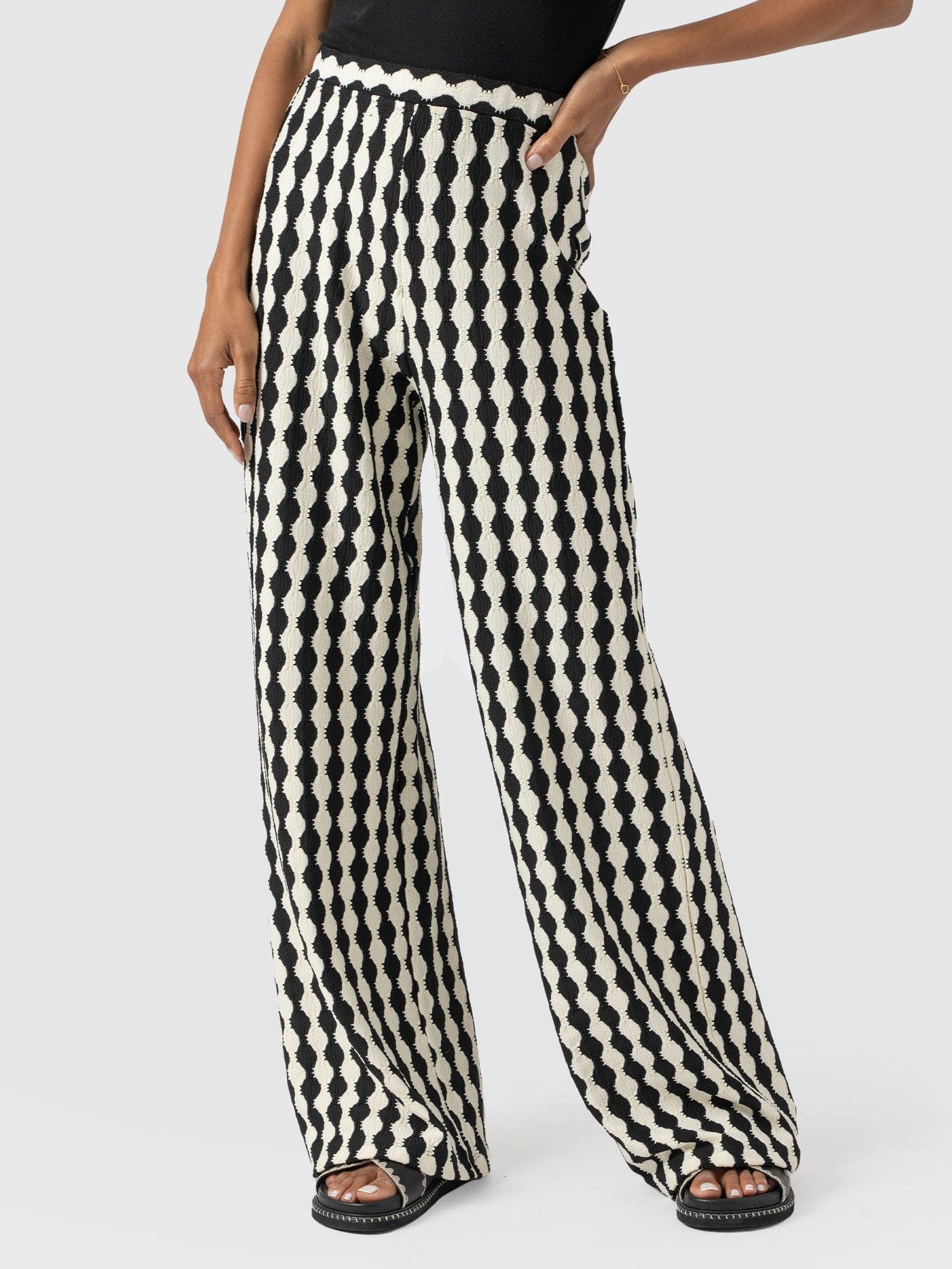 6999-victory-wide-leg-pant-black-cream-1.jpg