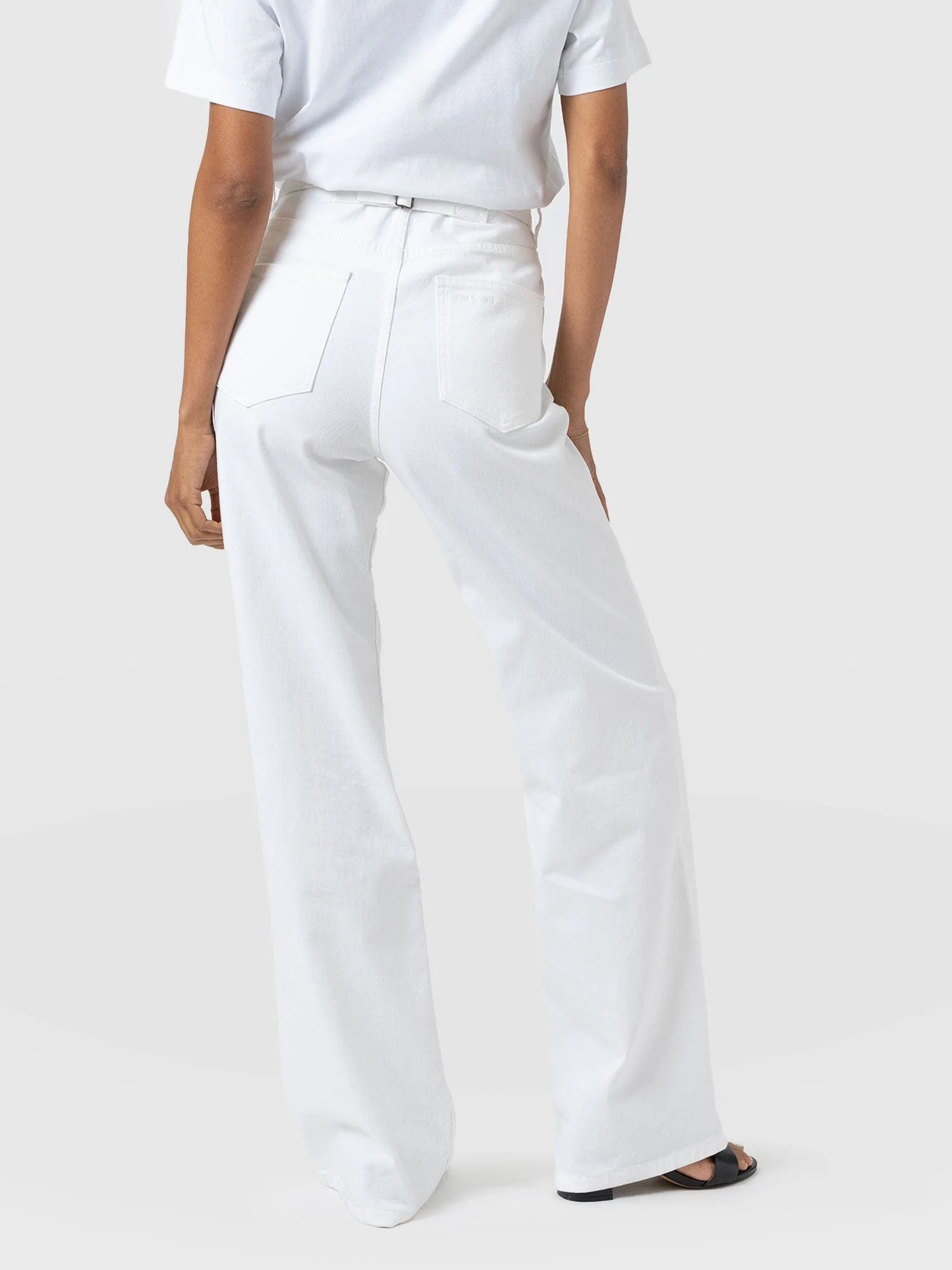 7054-wide-leg-jean-white-1.webp