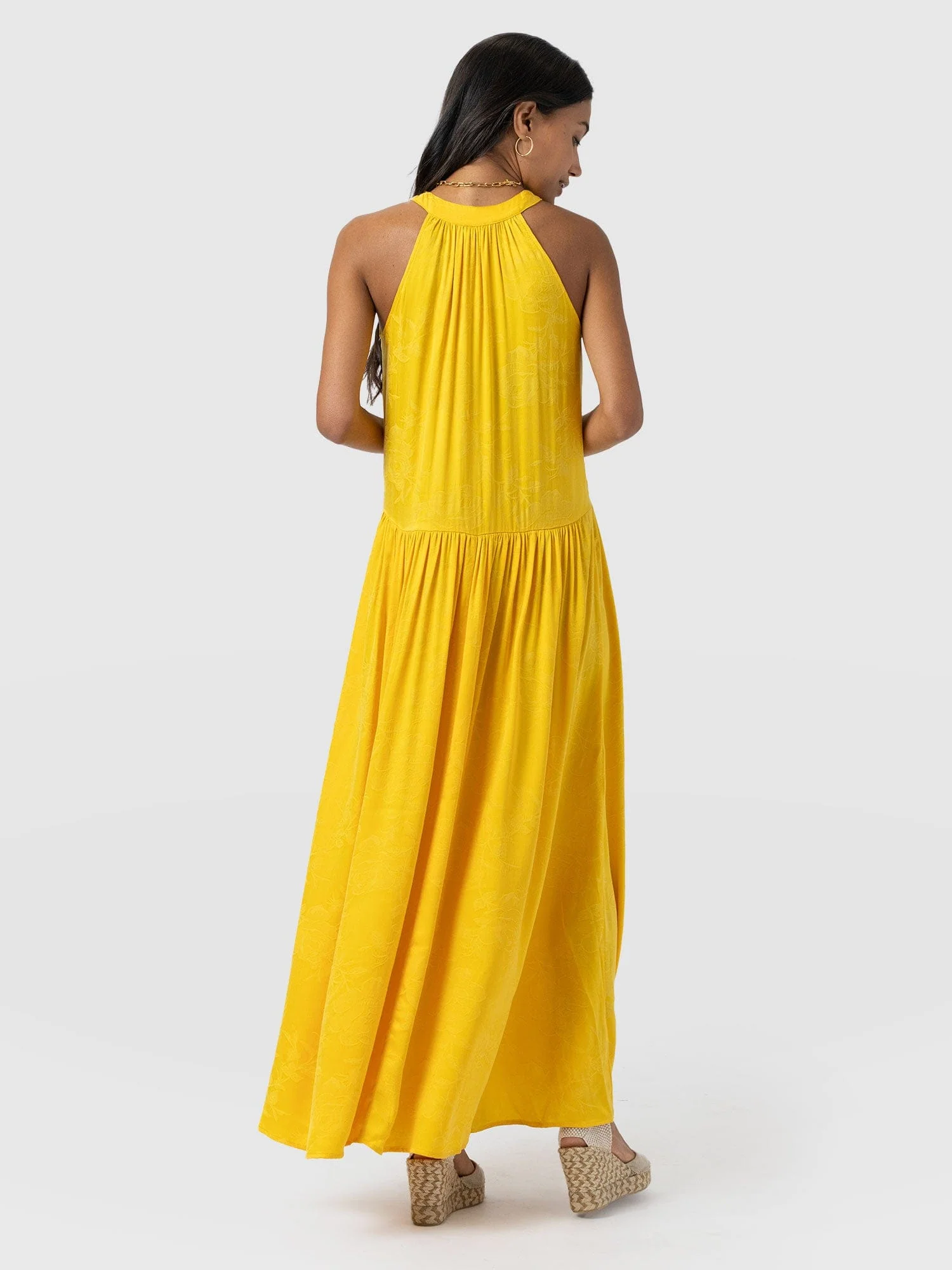 7150-zoey-halter-neck-dress-yellow-jacquard-1.webp