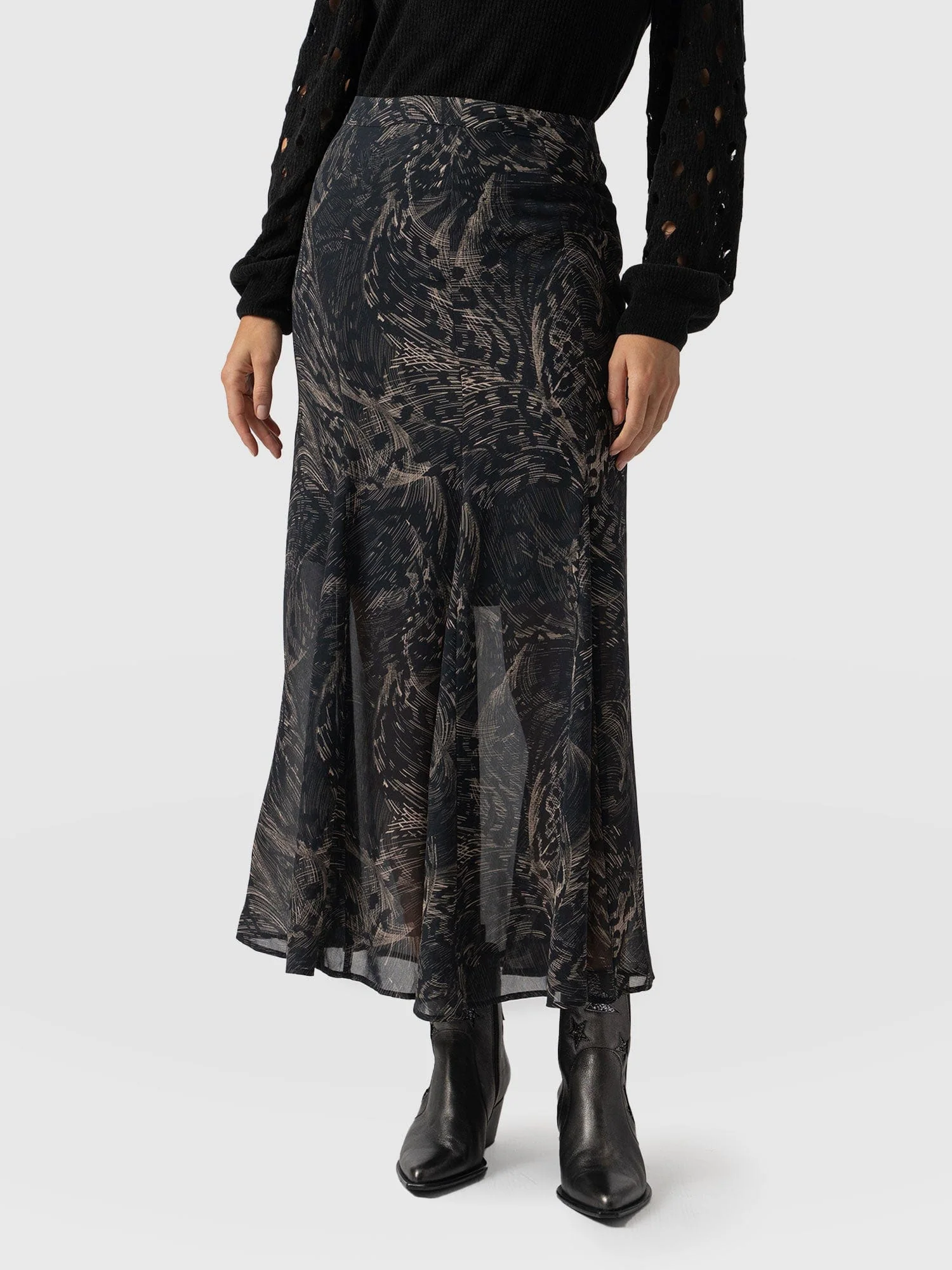 750-audrey-skirt-spot-feather-1.webp