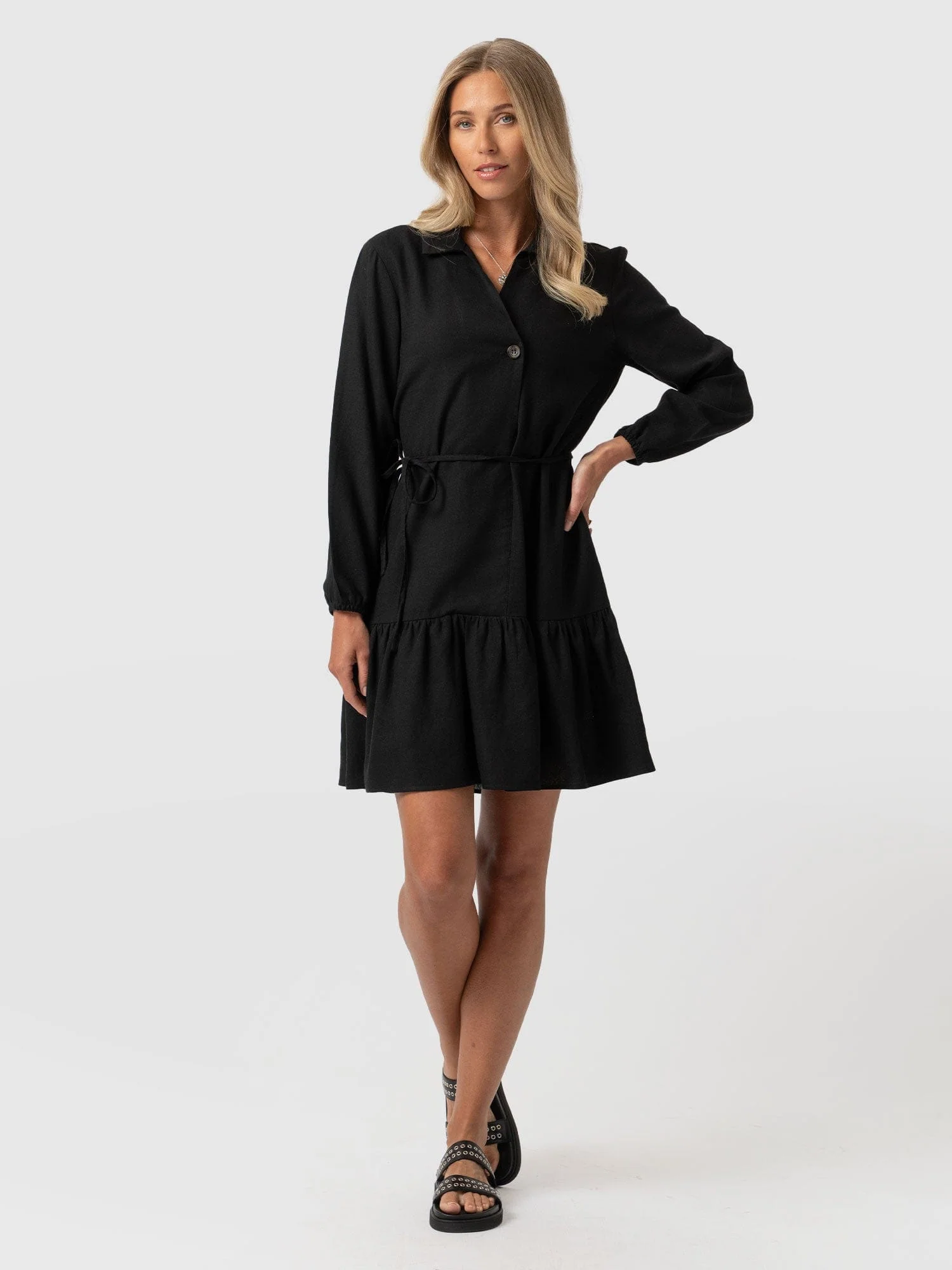 770-aurelia-mini-linen-dress-black-1.webp