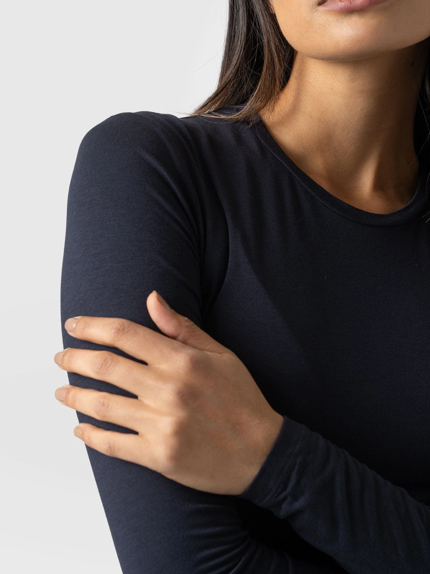 820-austen-crew-neck-long-sleeve-tee-navy-1.jpg
