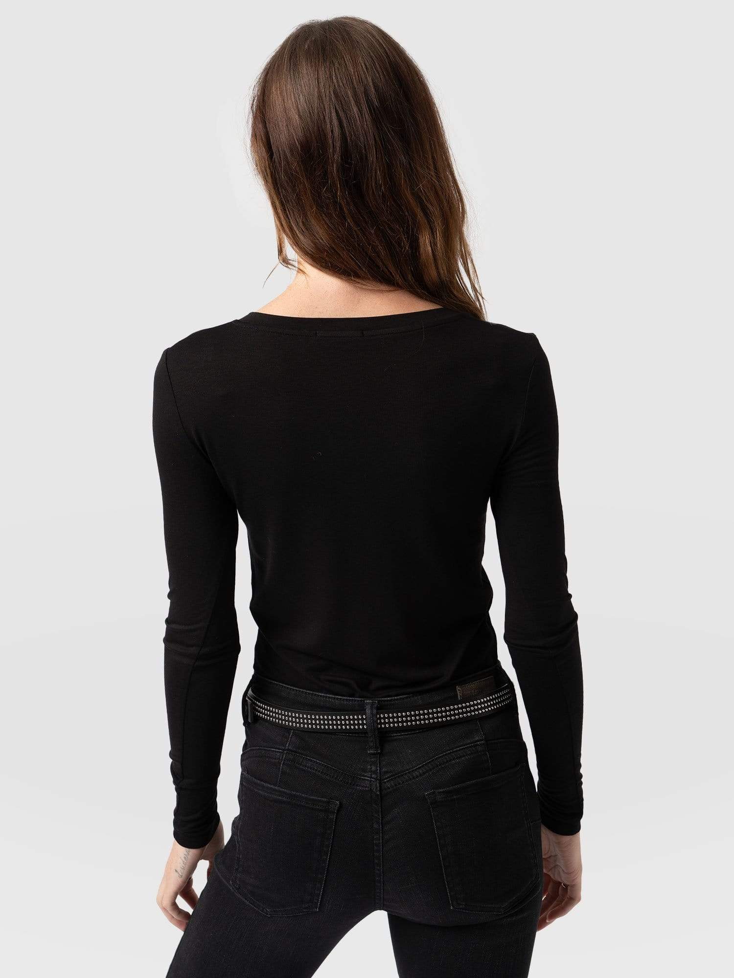 900-austen-v-neck-tee-black-1.jpg