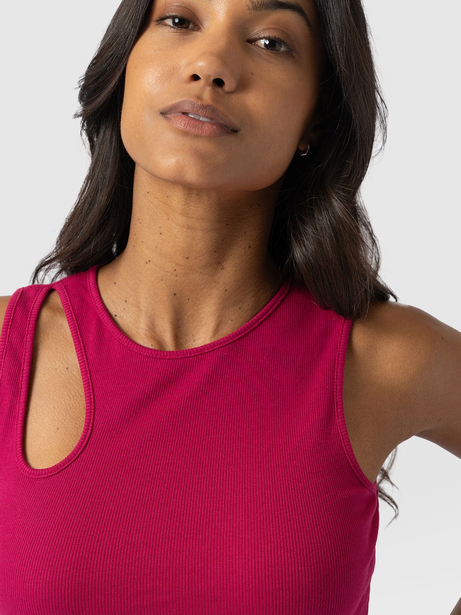 985-axel-cut-out-vest-fuchsia-pink-1.webp